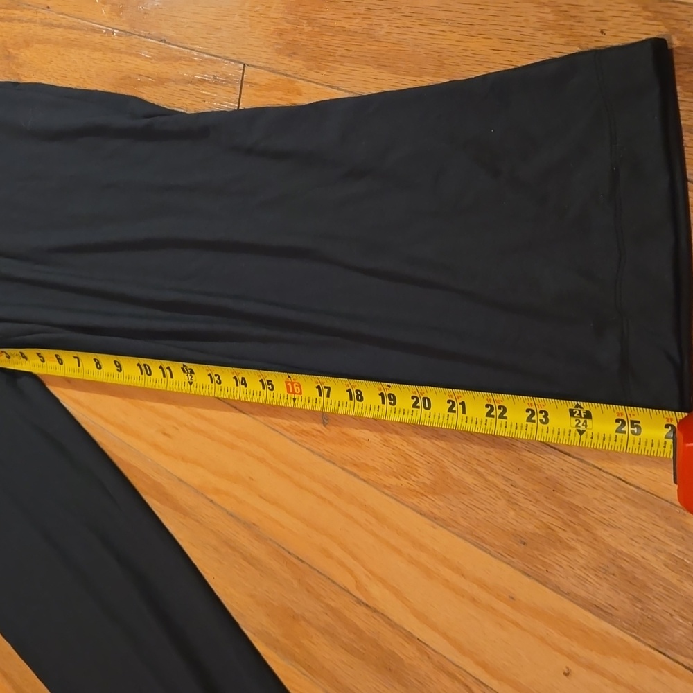 NWT Brand New Women's Vuori Black S/S 'Lux Crew Jumpsuit" Various Sizes - Picture 10 of 12